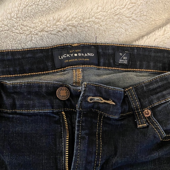 Lucky Jeans - Picture 2 of 3